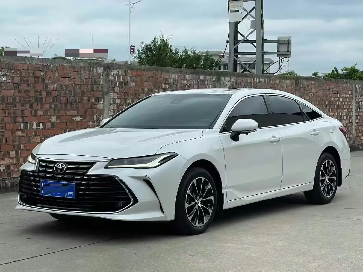 2023 Toyota Avalon 2.0L 177HP L4 CVT