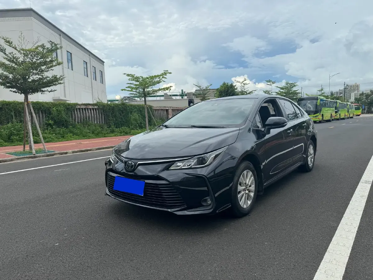 2019 Toyota Corolla 1.2T 116HP L4 CVT