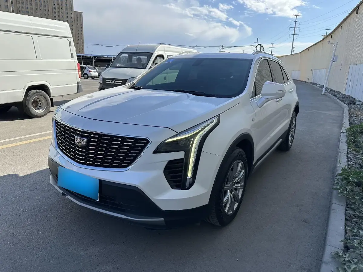 2021 Cadillac XT4 2.0T 237HP L4 9AT