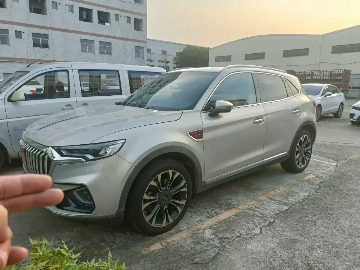 2019 HongQi HS5 2.0T 224HP L4 6AT