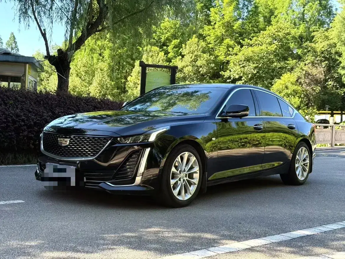 2021 Cadillac CT5 2.0T 237HP L4 10AT