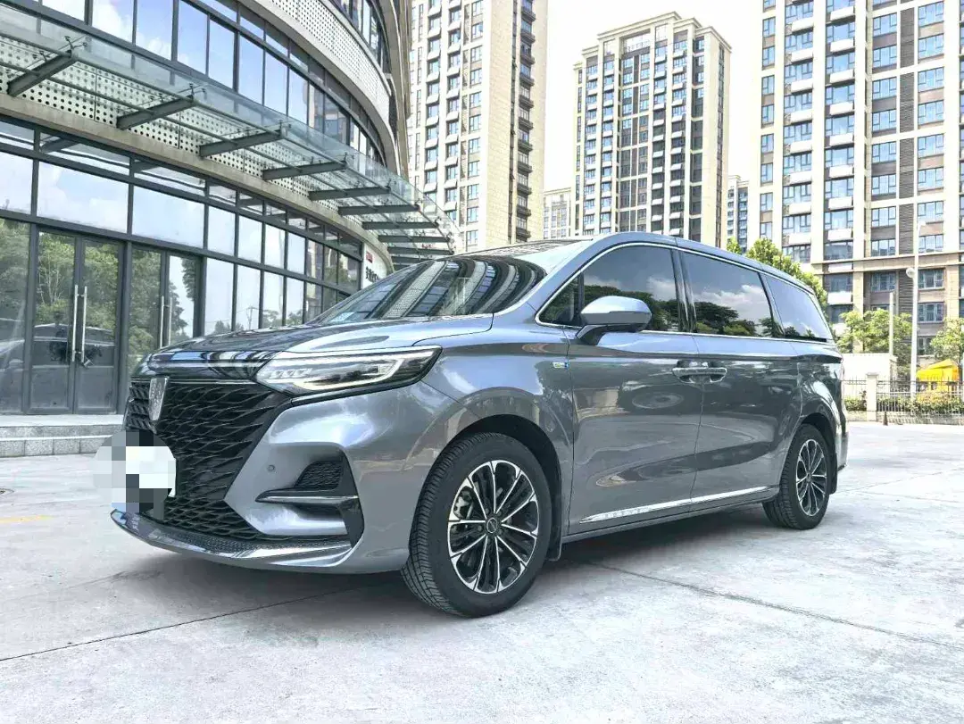 2022 Roewe iMAX8 2.0T 234HP L4 8AT