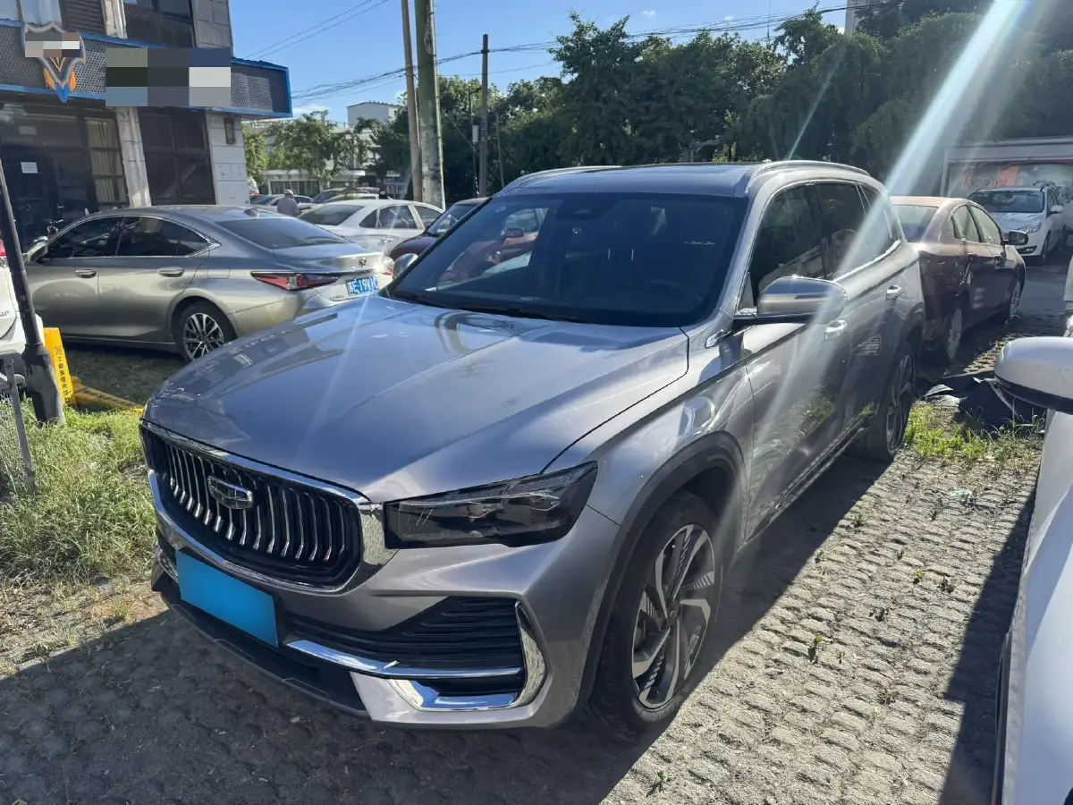 2024 Geely Monjaro 2.0T 238HP L4 8AT