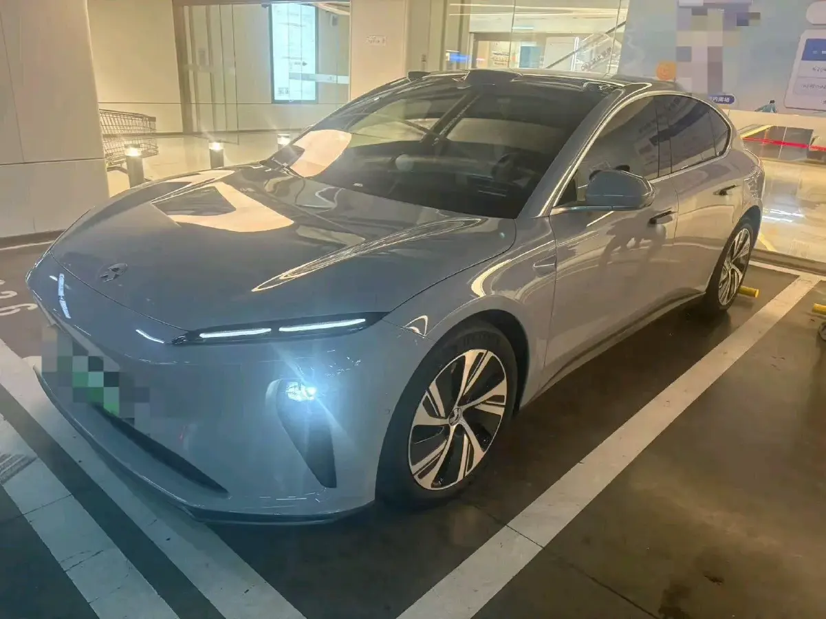 2022 NIO ET5 BEV 75KWH