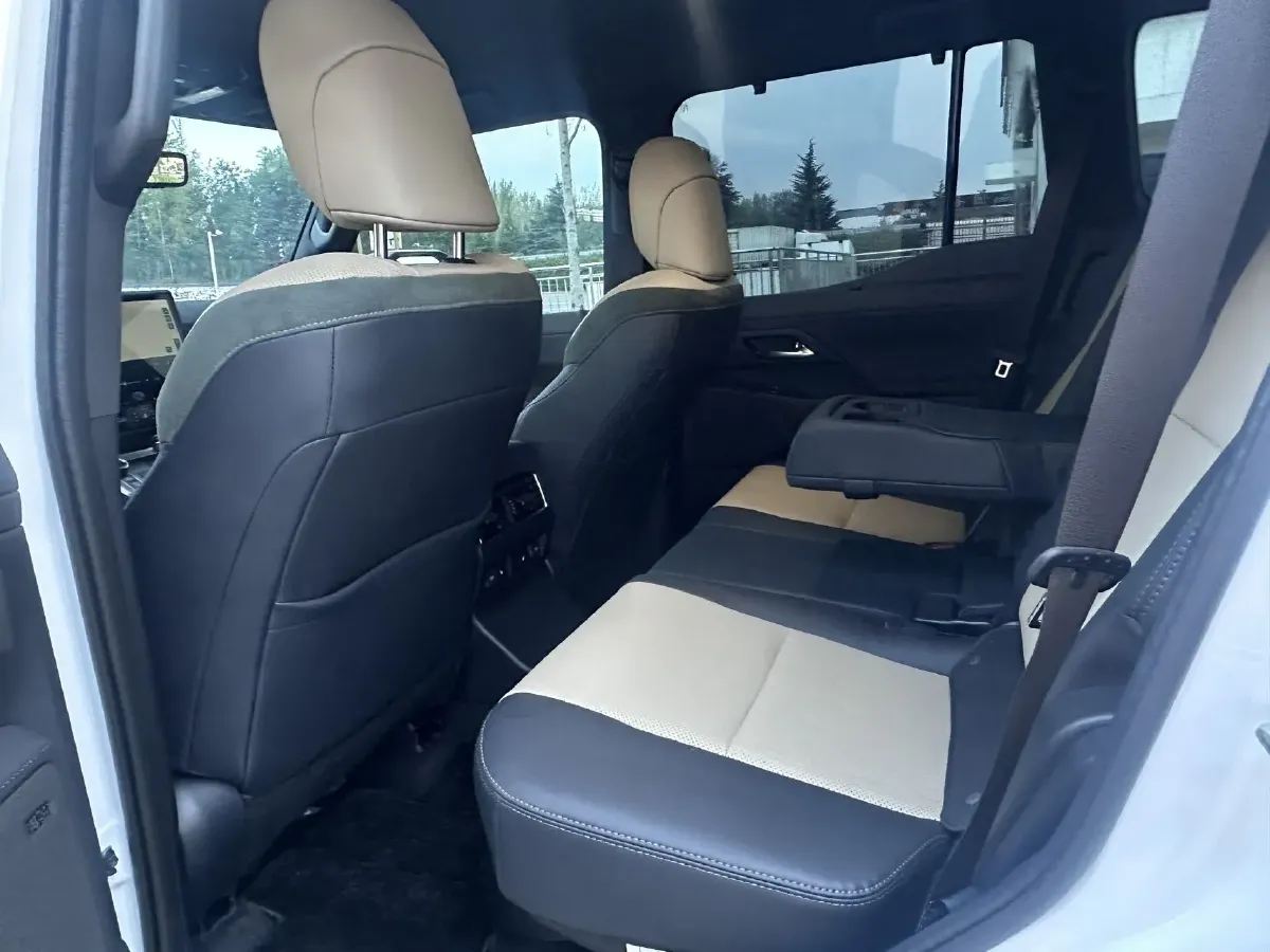 2024 Lexus GX 2.4T 282HP L4 8AT Hybrid,autocango,china used car exporter,china ev exporter,chinese used car exporter,chinese used ev exporter