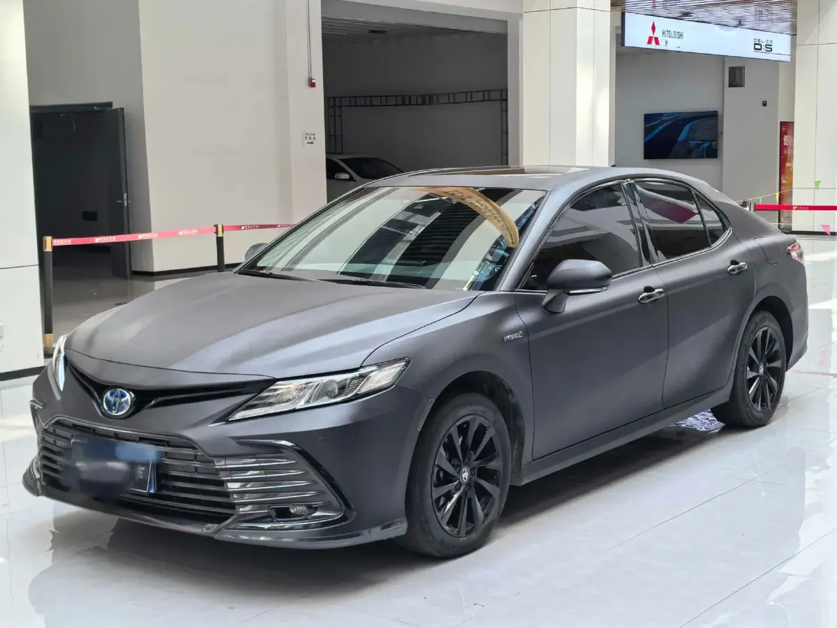 2023 Toyota Camry 2.5L 178HP L4 E-CVT Hybrid