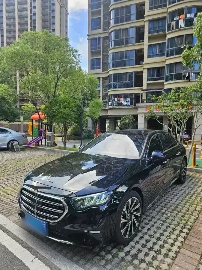 2025 Mercedes-Benz E Class 2.0T 258HP L4 9AT