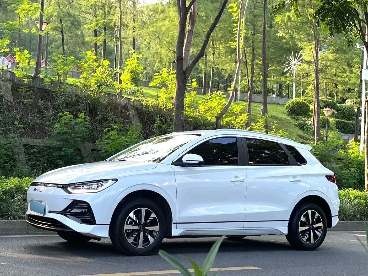 2023 BYD e2 BEV 43.2KWH