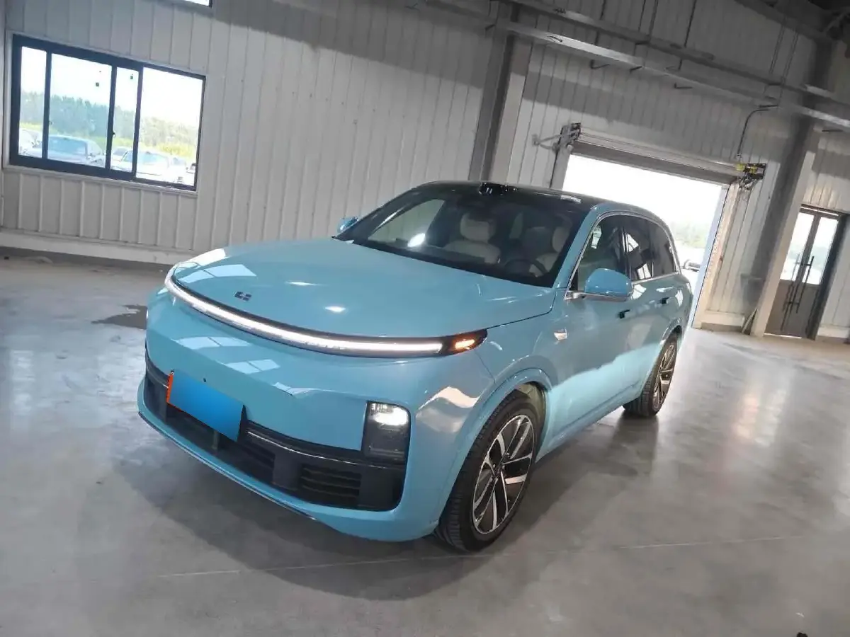 2024 Li L8 Range Extended 154HP REEV 52.3KWH