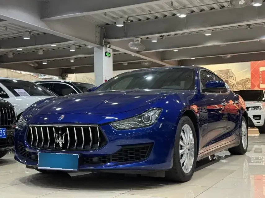 2021 Maserati Ghibli 2.0T 330HP L4 8AT