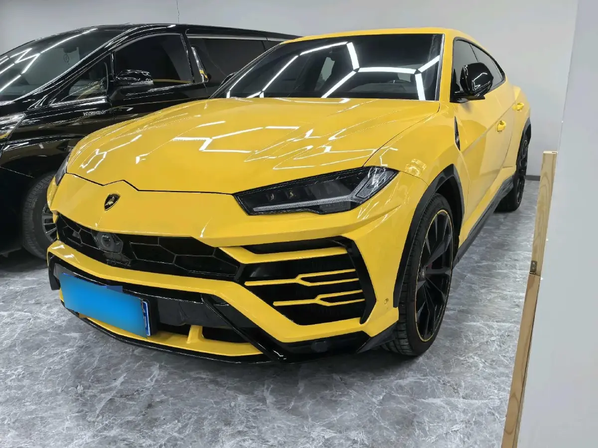 2018 Lamborghini Urus 4.0T 650HP V8 8AT