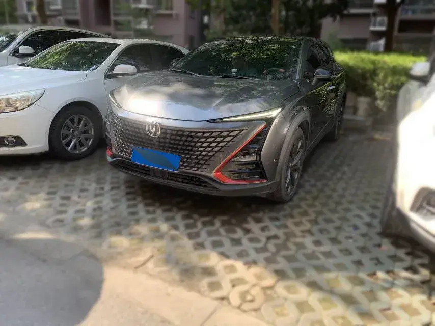 2020 ChangAn UNI-T 1.5T 180HP L4 7DCT