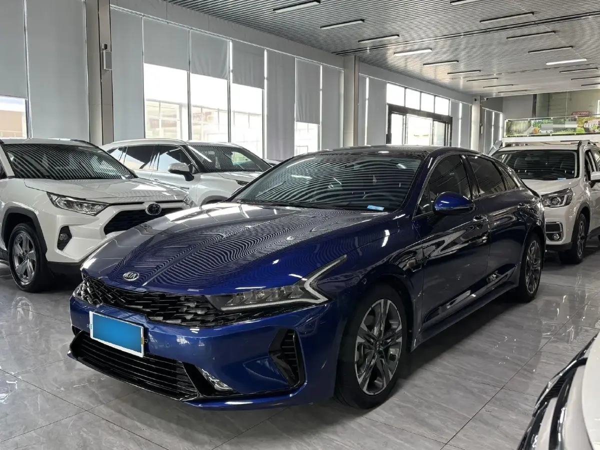 2020 Kia K5 1.5T 170HP L4 7DCT