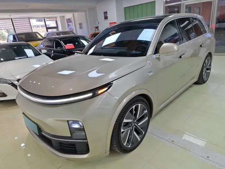 2023 Li L8 Range Extended 154HP REEV 40.9KWH