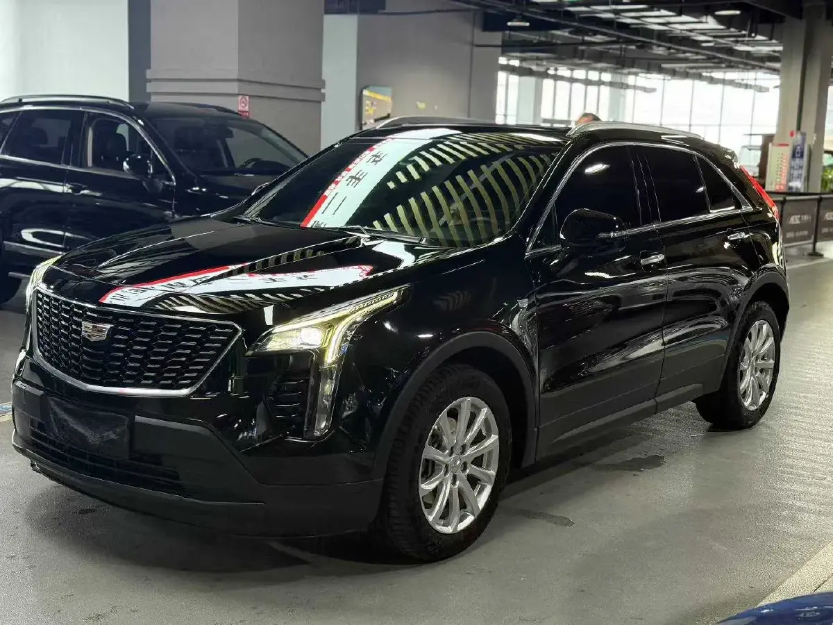 2020 Cadillac XT4 2.0T 241HP L4 9AT