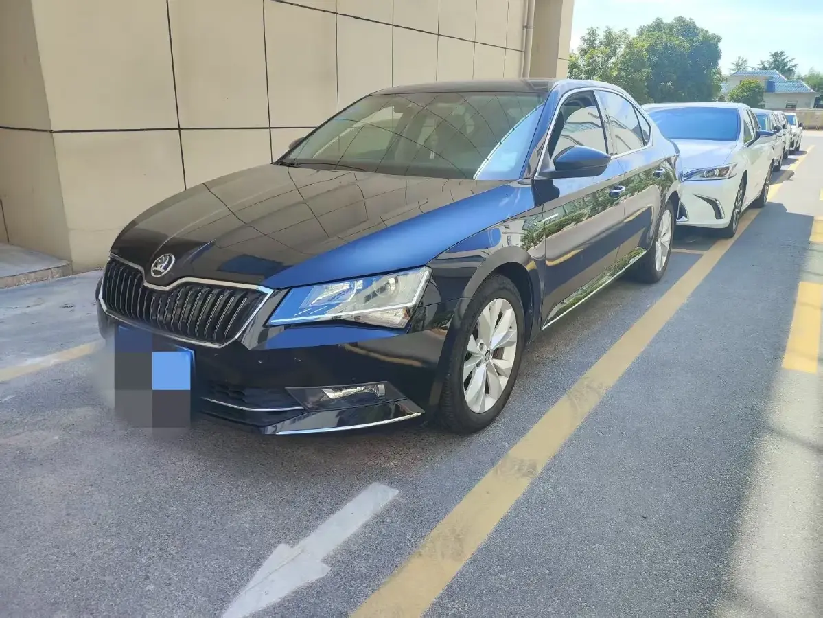 2018 Skoda Superb 1.4T 150HP L4 7DCT