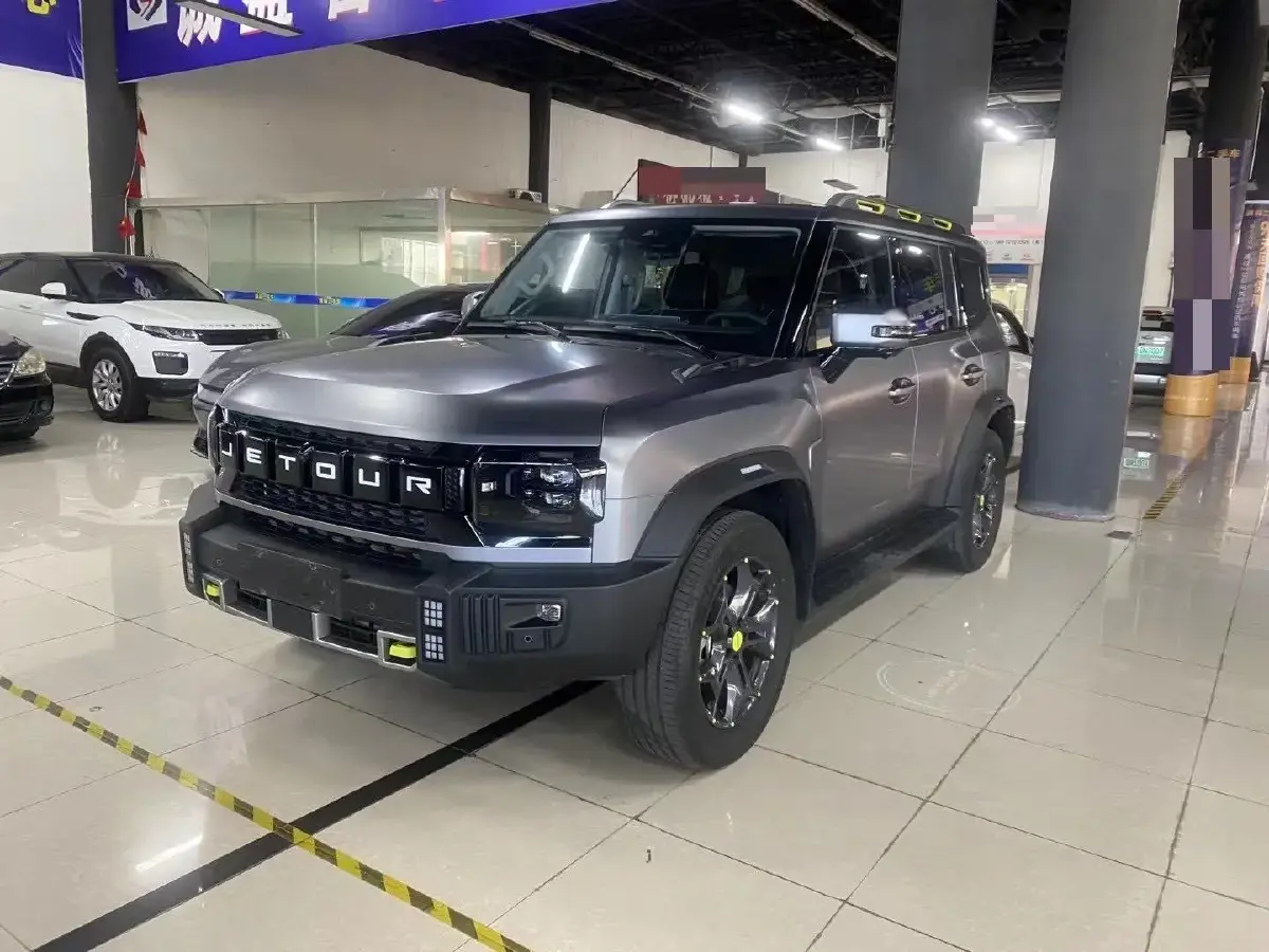 2023 Jetour Traveller 2.0T 254HP L4 7DCT