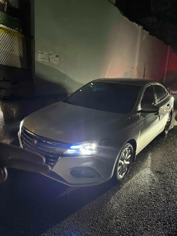 2019 Roewe i5 1.5L 120HP L4 5MT