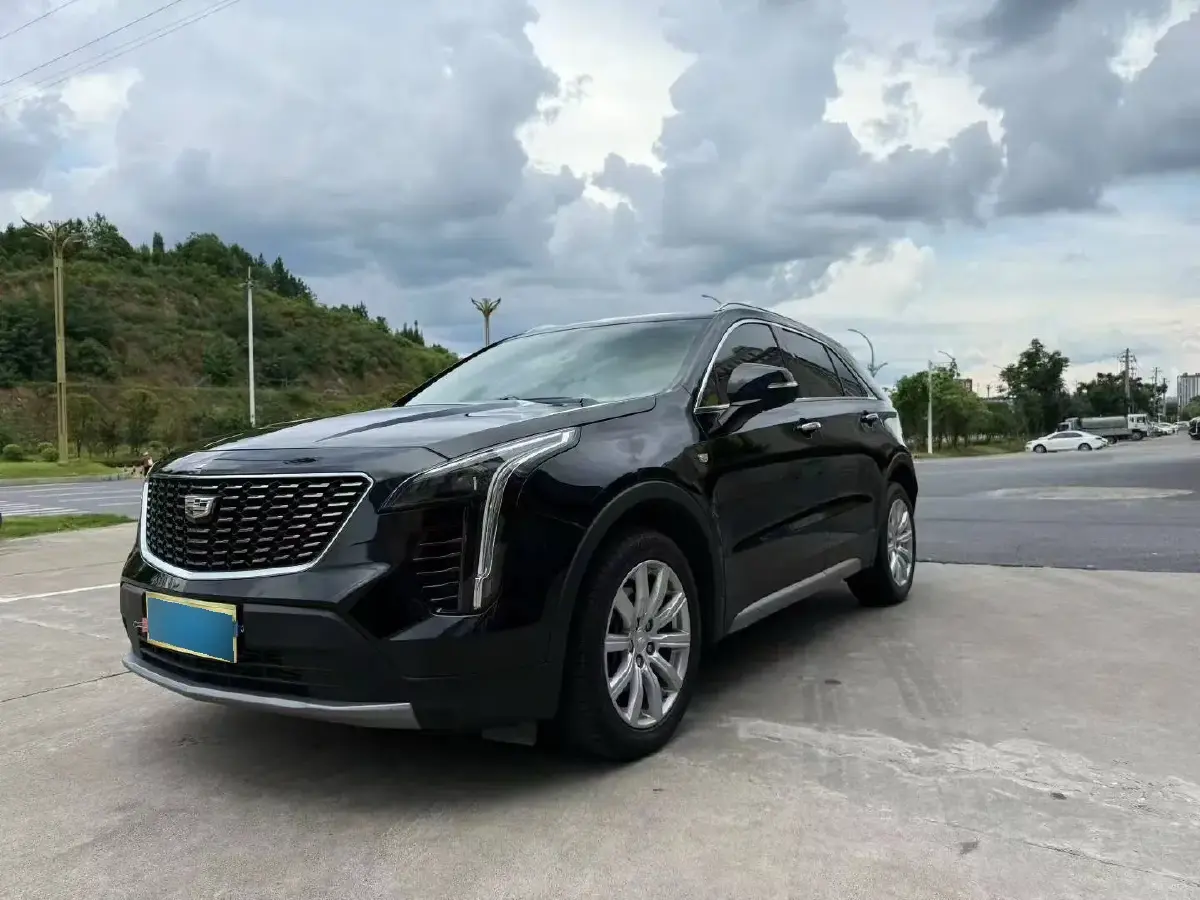 2020 Cadillac XT4 2.0T 241HP L4 9AT