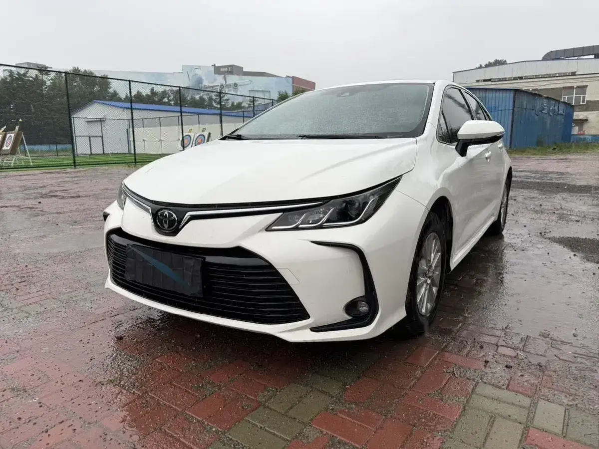 2021 Toyota Corolla 1.2T 116HP L4 CVT