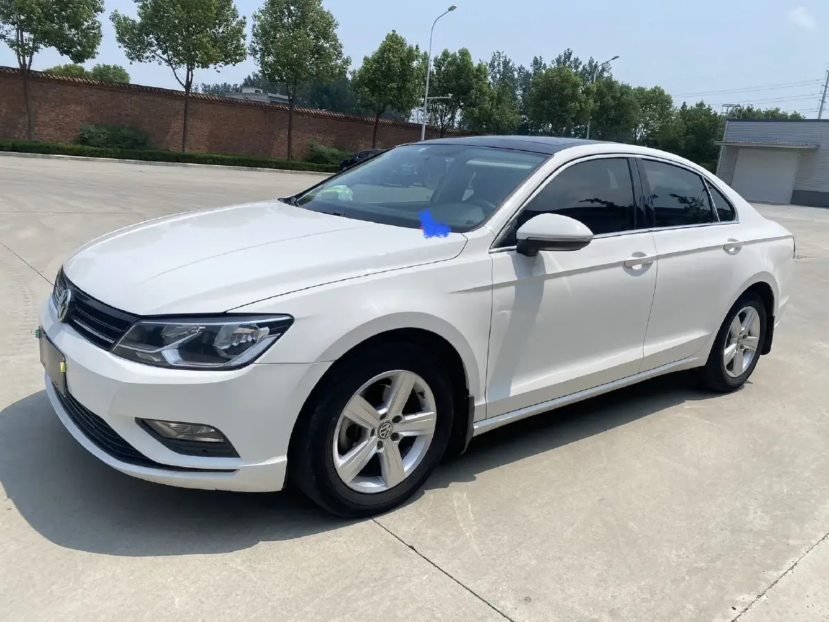 2017 Volkswagen Lamando 1.4T 131HP L4 7DCT