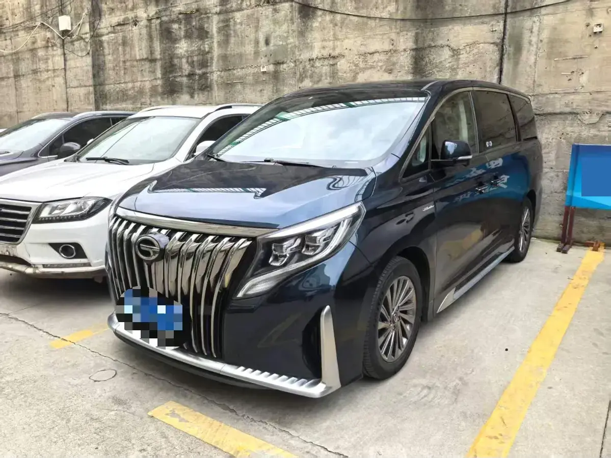 2021 GAC Trumpchi M8 2.0T 252HP L4 8AT