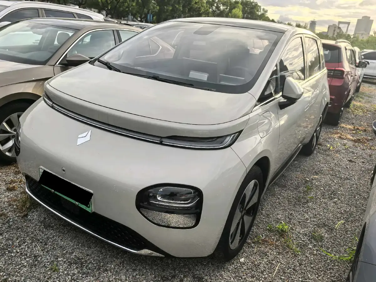 2023 BaoJun Cloud BEV 50.6KWH