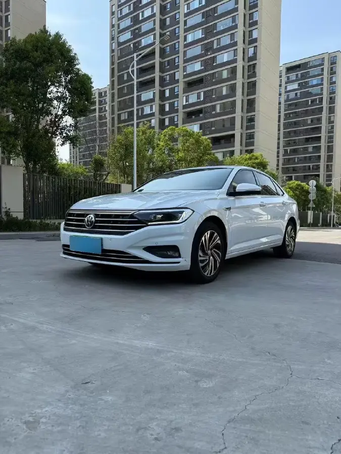 2020 Volkswagen Sagitar 1.4T 150HP L4 7DCT