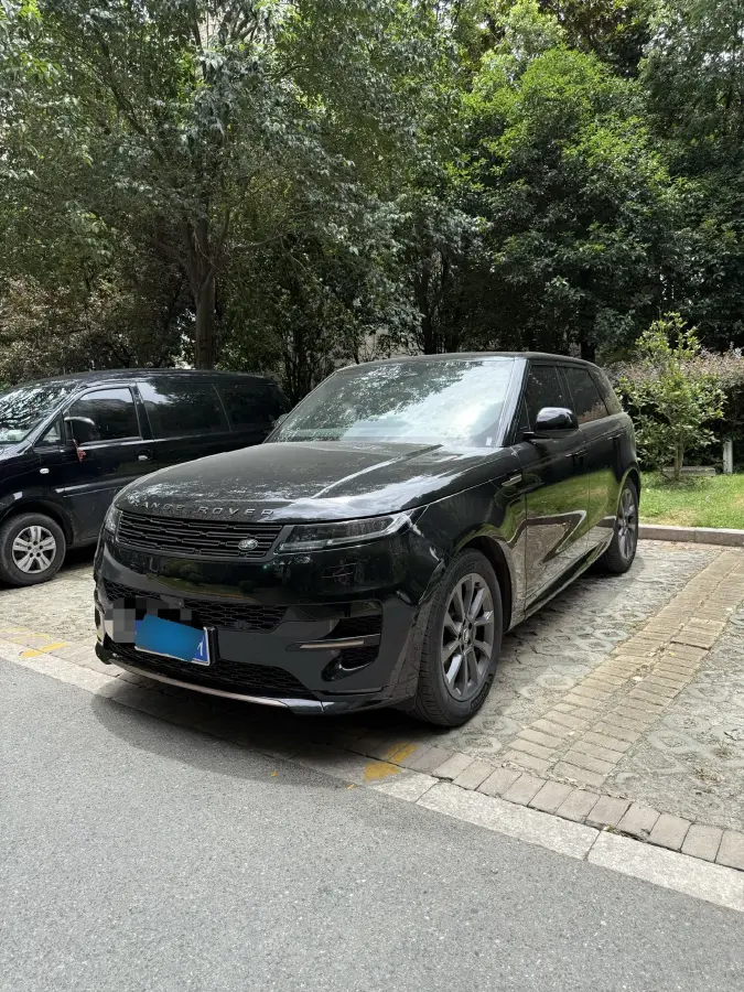 2023 Land Rover Range Rover Sport 3.0T 400HP L6 8AT