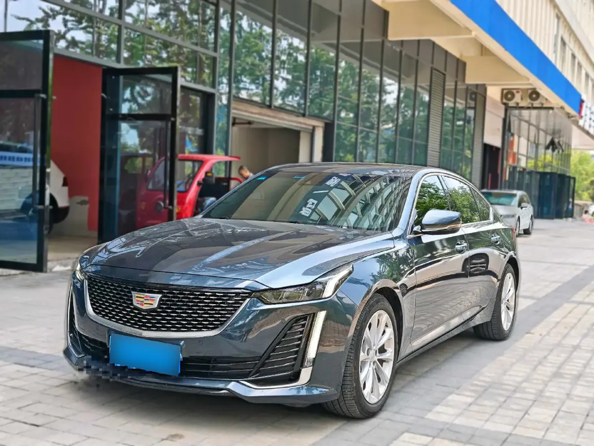 2021 Cadillac CT5 2.0T 237HP L4 10AT