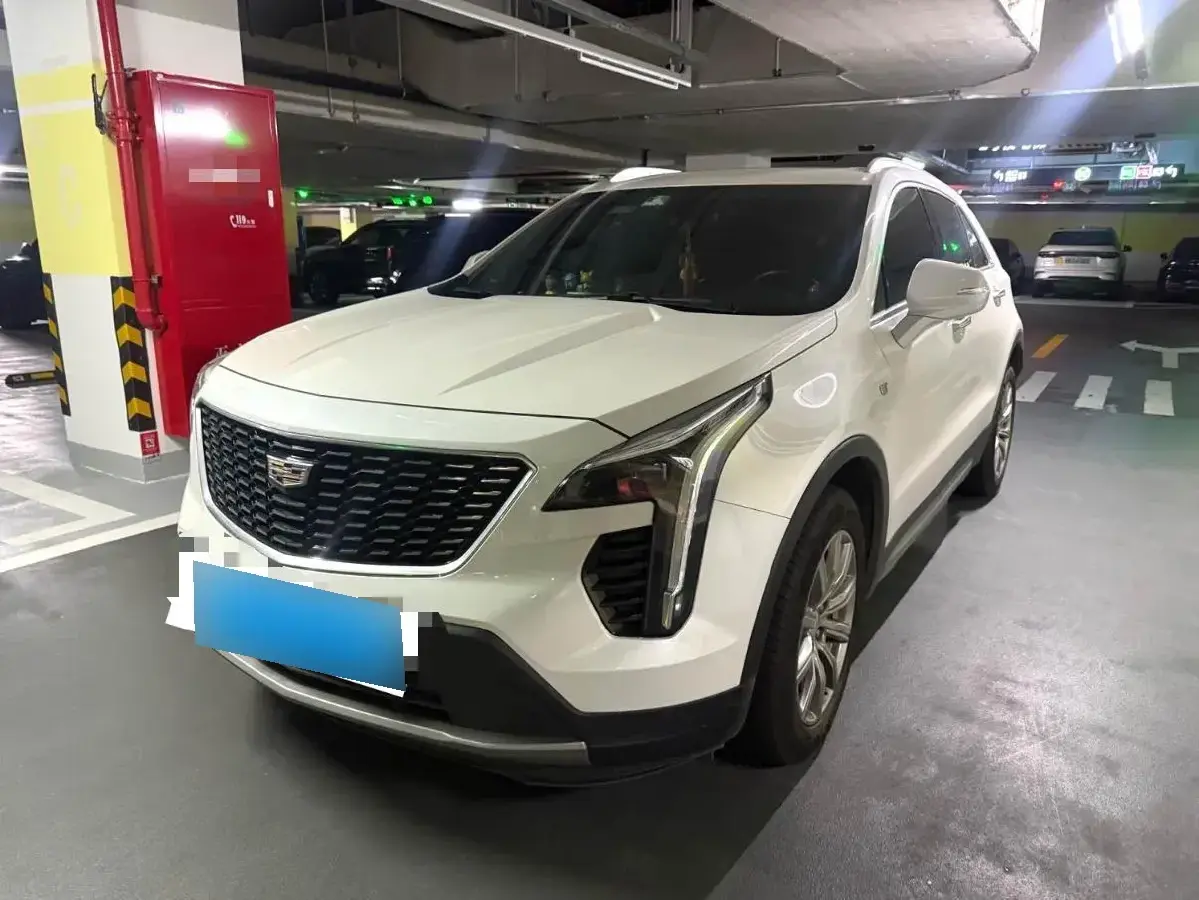 2020 Cadillac XT4 2.0T 241HP L4 9AT