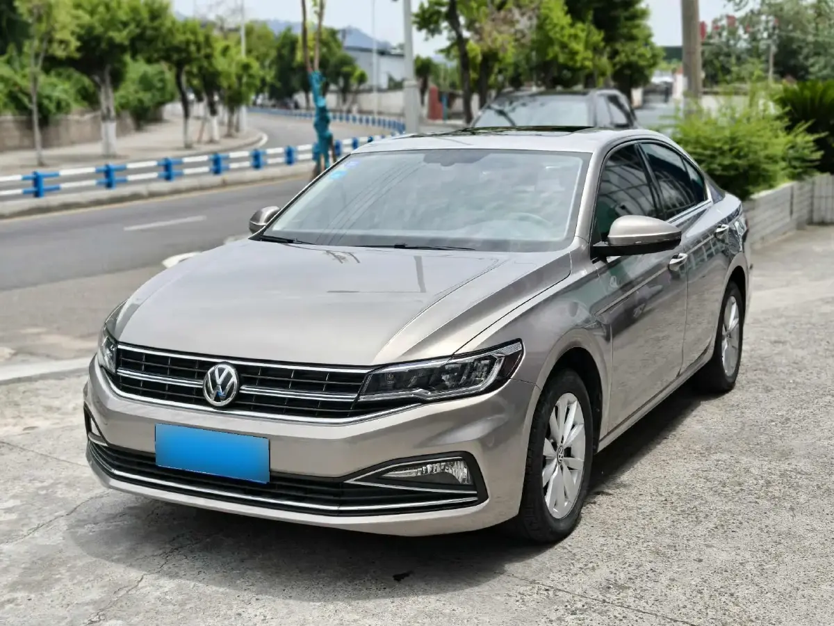 2019 Volkswagen Bora 1.4T 150HP L4 7DCT