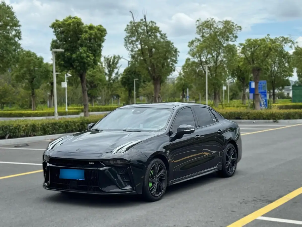 2023 LYNK&CO 03 2.0T 254HP L4 7DCT
