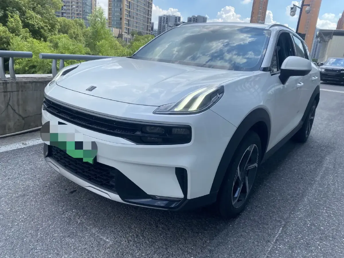 2022 LYNK&CO 06 EM-P 1.5T 177HP L3 7DCT PHEV 15.5KWH