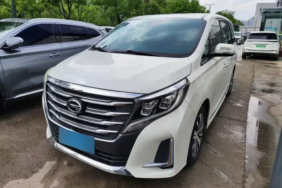 2021 GAC Trumpchi M8 2.0T 252HP L4 8AT