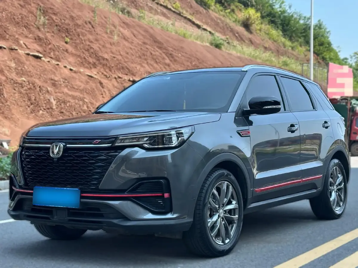 2021 ChangAn CS55 Plus 1.5T 180HP L4 6MT