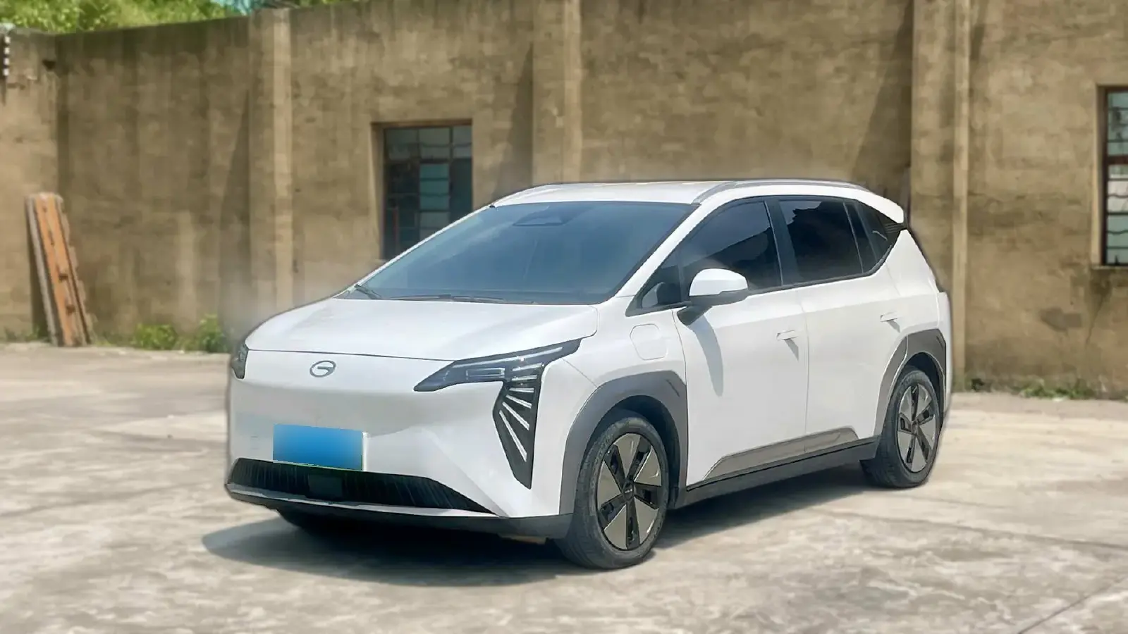 2023 Aion Y BEV 68.2KWH