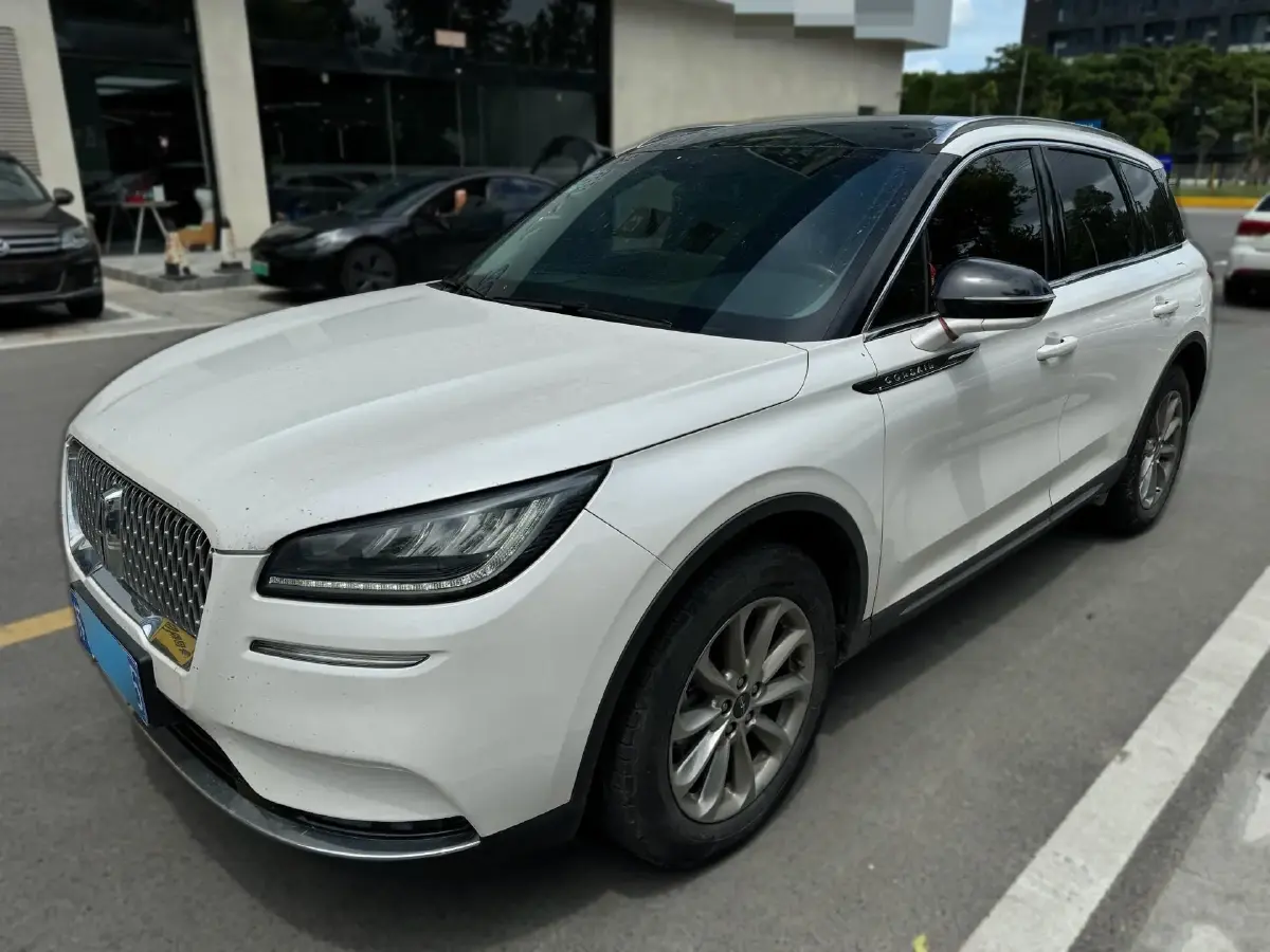 2020 Lincoln Corsair 2.0T 245HP L4 8AT