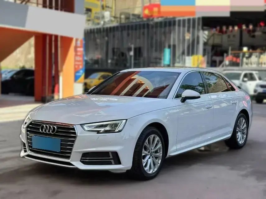 2019 Audi A4L 2.0T 190HP L4 7DCT