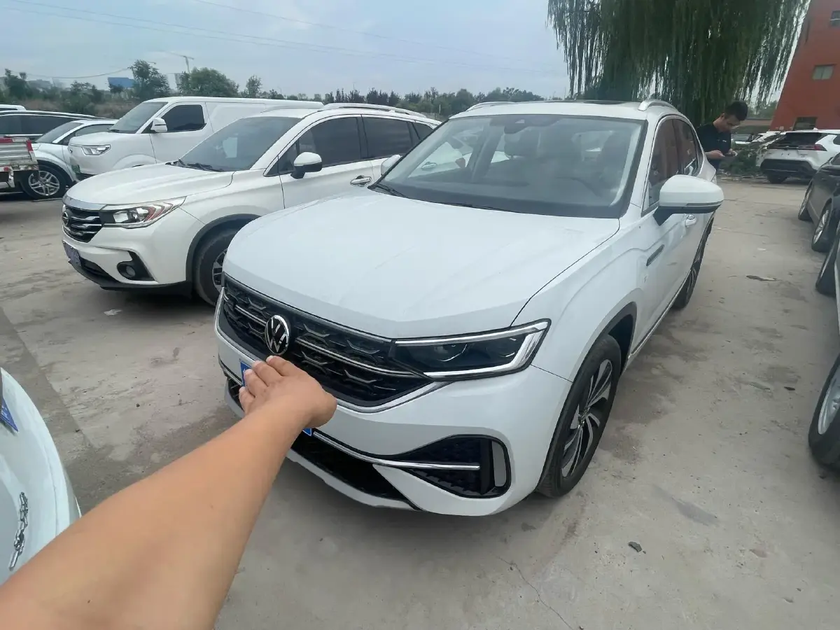 2022 Volkswagen Tayron 2.0T 186HP L4 7DCT