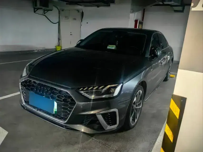 2020 Audi A4L 2.0T 150HP L4 7DCT