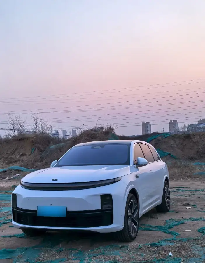 2023 Li L7 Range Extended 154HP REEV 40.9KWH