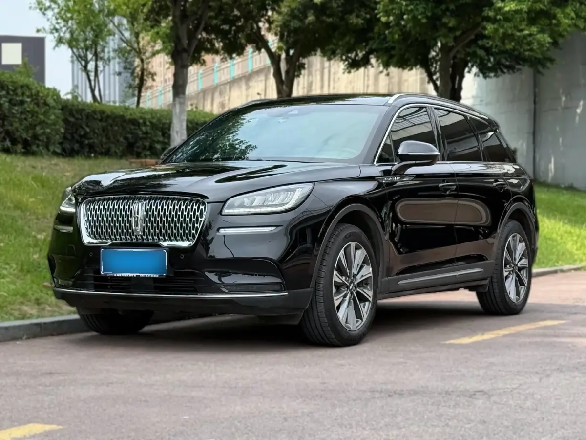 2022 Lincoln Corsair 2.0T 245HP L4 8AT