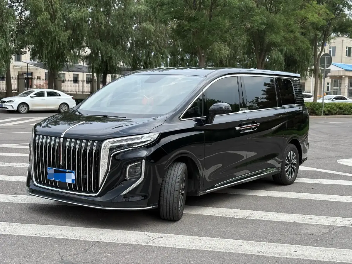 2024 HongQi HQ9 2.0T 252HP L4 8AT