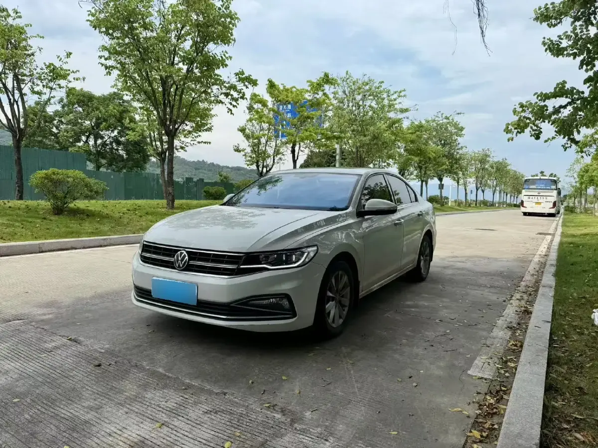 2021 Volkswagen Bora 1.5L 113HP L4 6AT