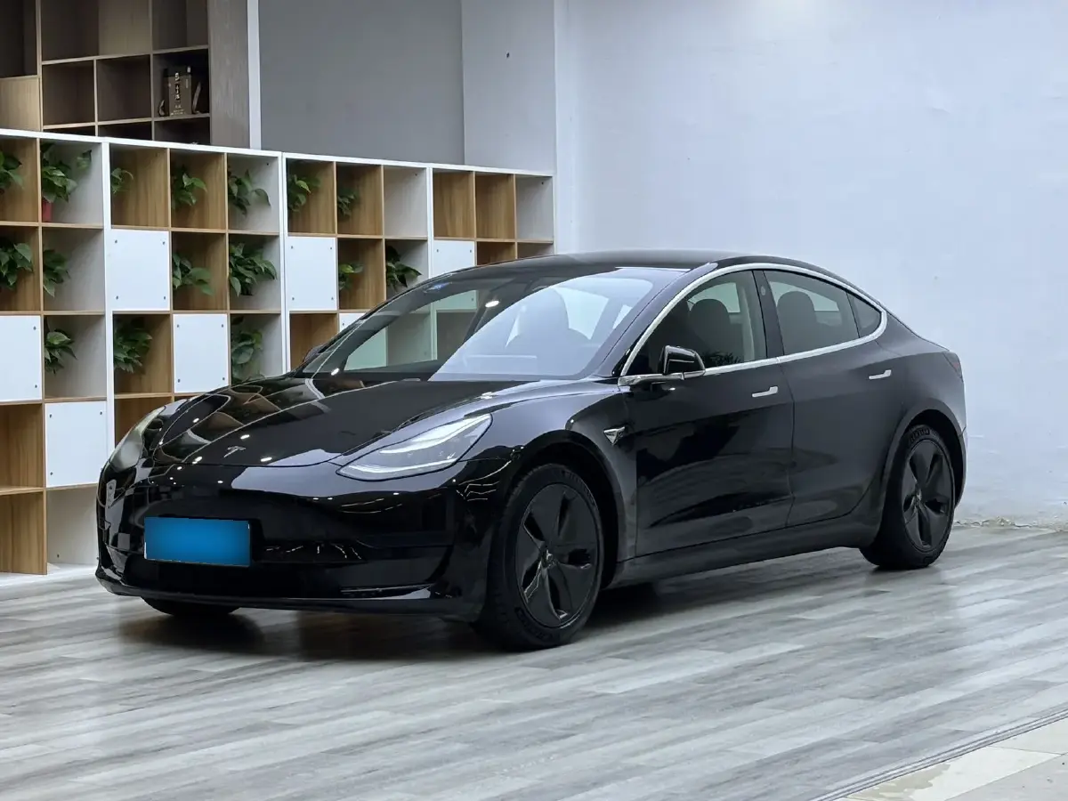 2020 Tesla Model 3 BEV 52KWH