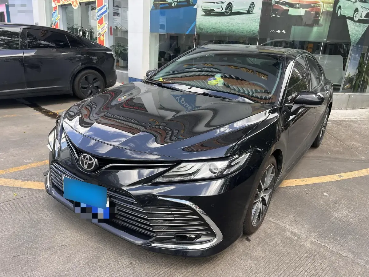 2021 Toyota Camry 2.5L 209HP L4 8AT