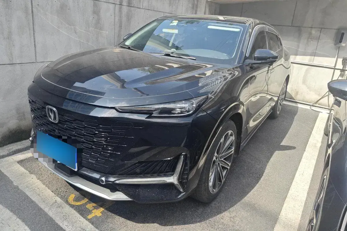 2021 ChangAn UNI-K 2.0T 233HP L4 8AT