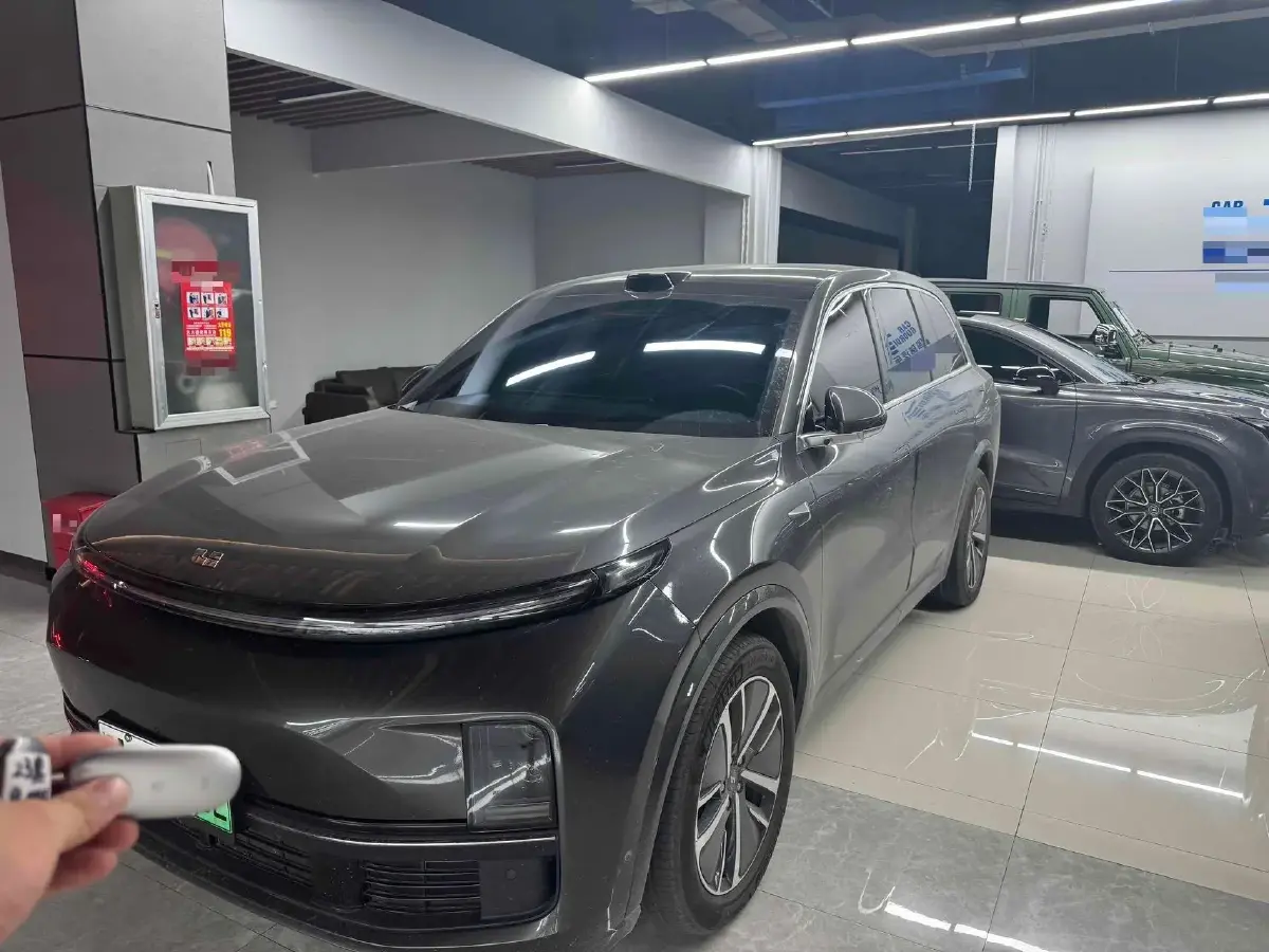 2024 Li L8 Range Extended 154HP REEV 42.8KWH