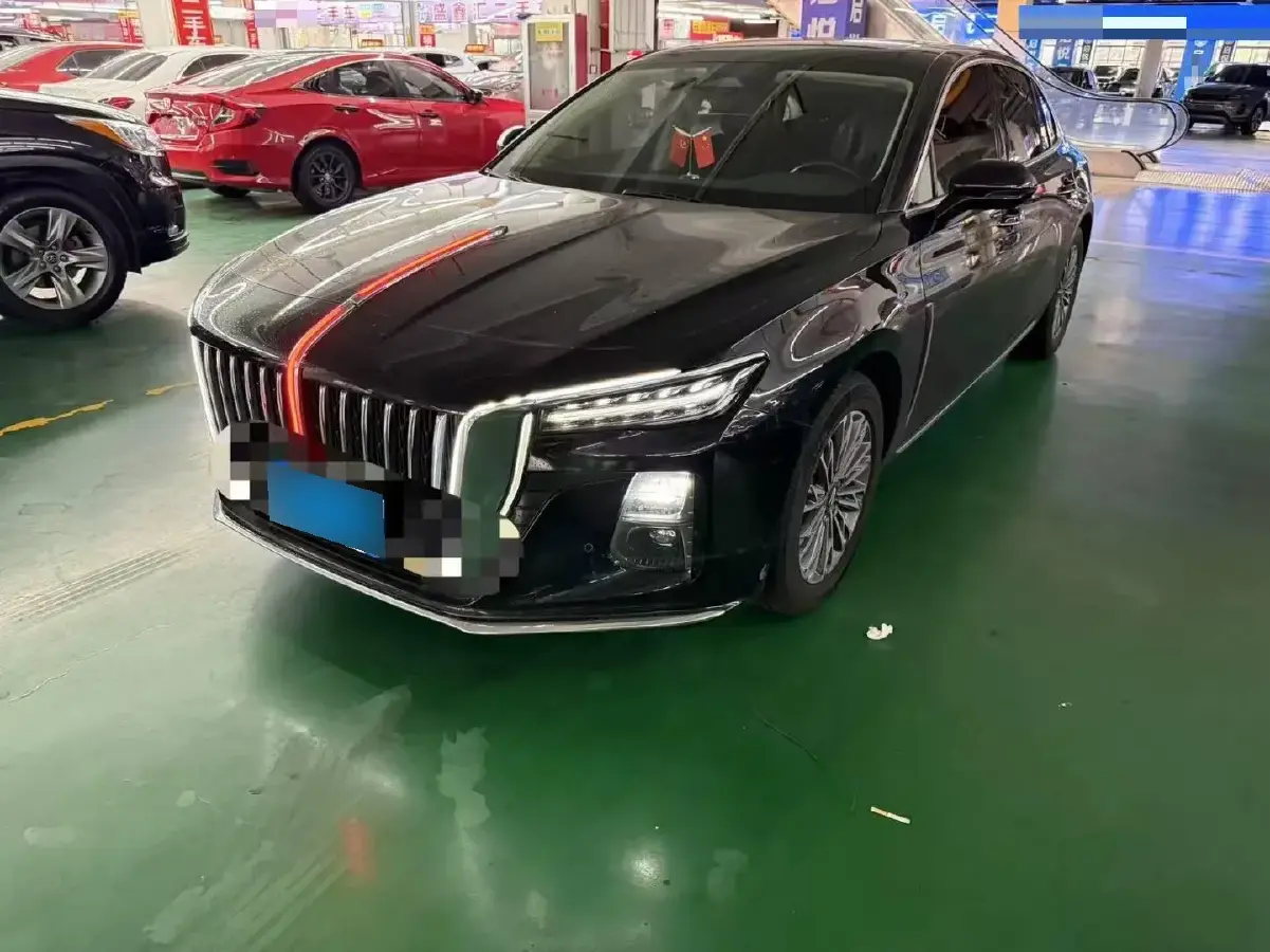 2023 HongQi H5 2.0T 224HP L4 8AT